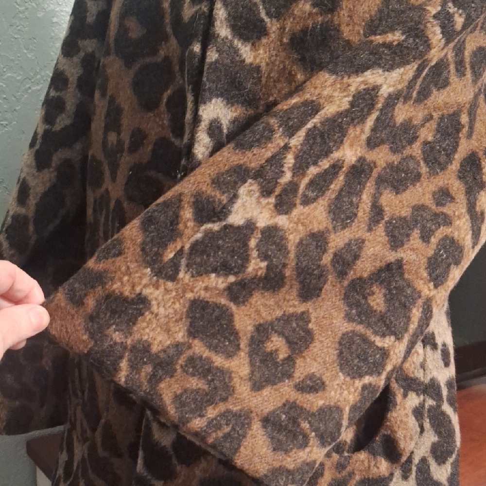 Betsey Johnson Brown and Black Leopard Swing Coat - Picture 5 of 13